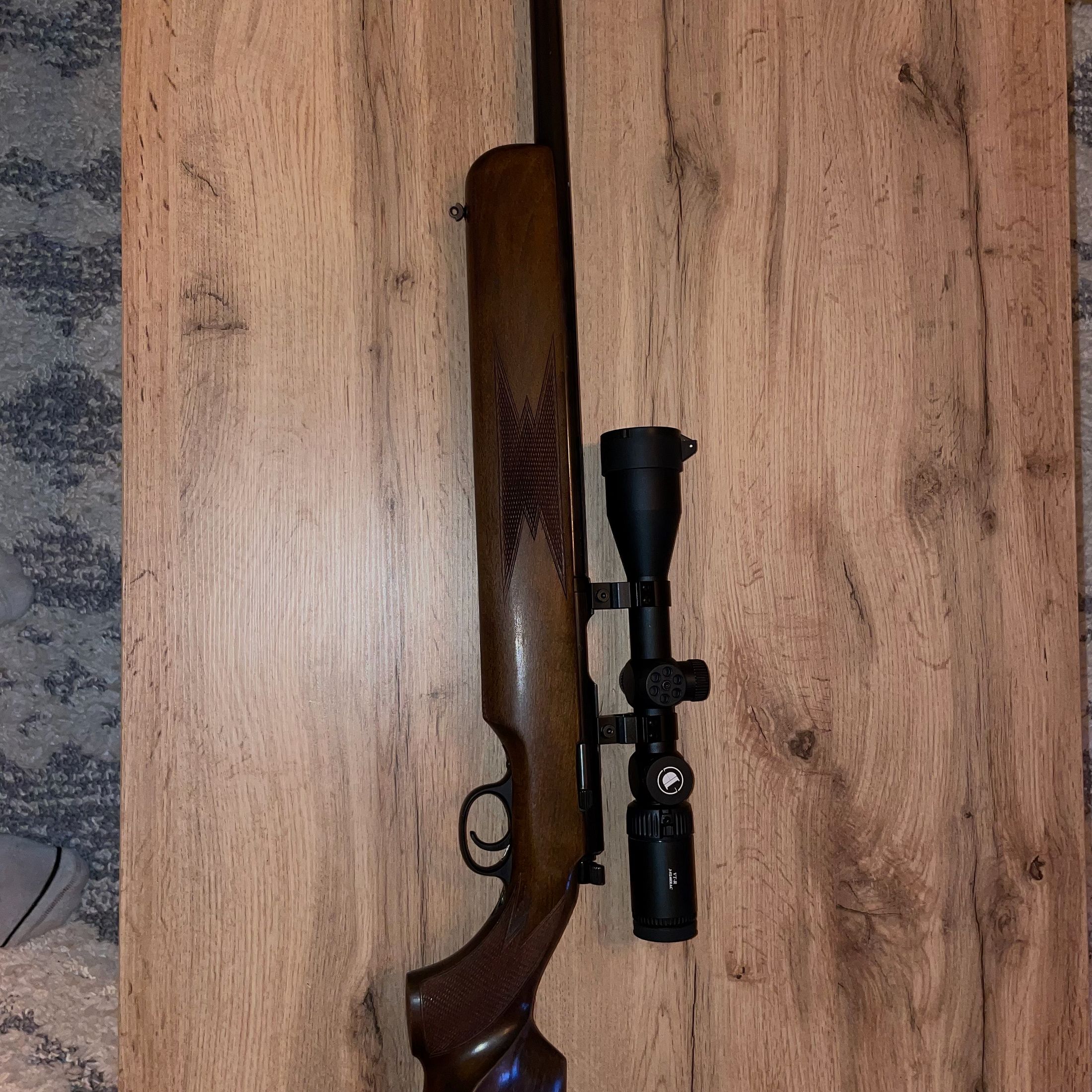 Einzellader KK Büchse Jung Roland Mod. Hubertus mit Optik