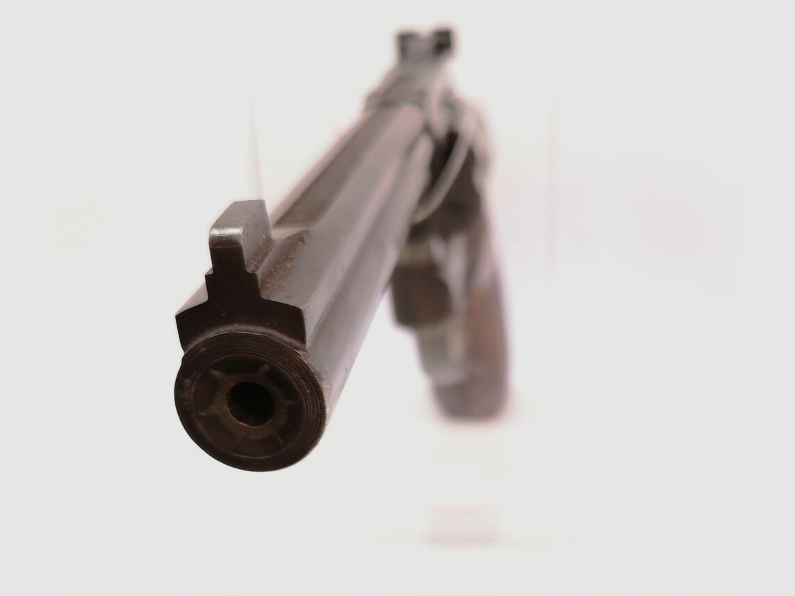 Taurus Model 96, schwarze Ausführung