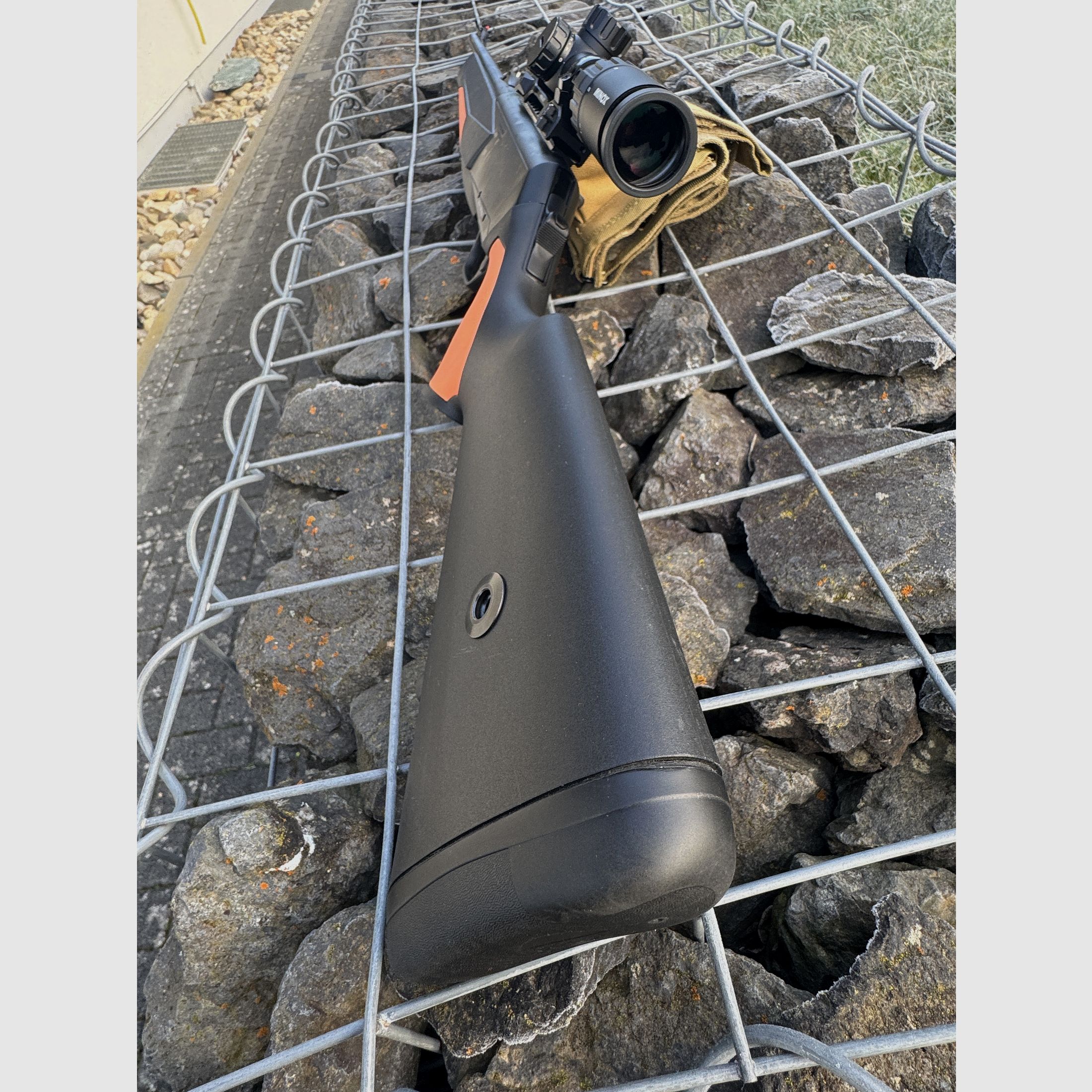 Browning BAR MK3 Tracker 9.3*62 mit Minox ZX5i 1-5x24 – gebraucht, neuwertig