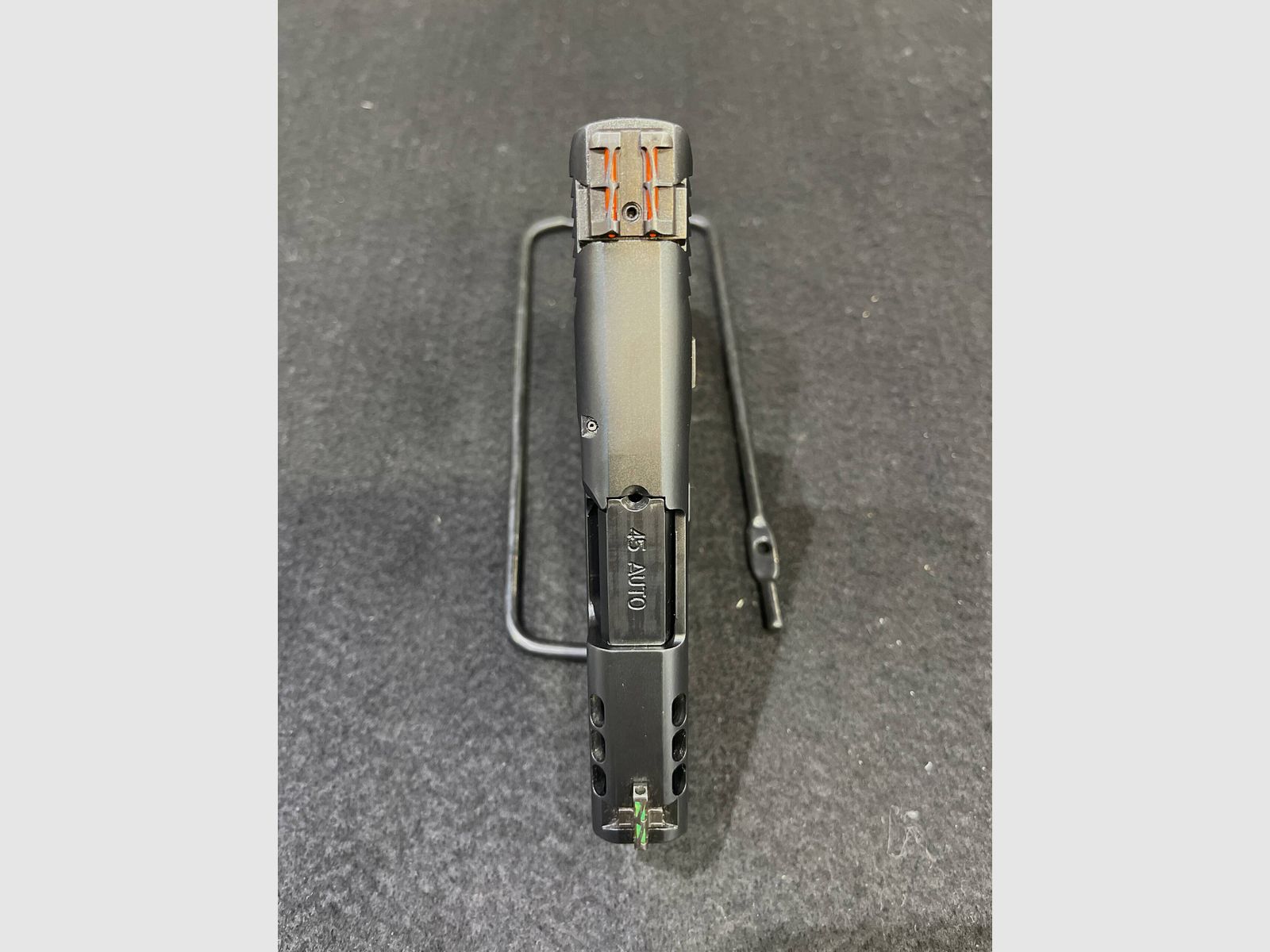 SMITH & WESSON Performance Center M&P M2.0 45 Shield Ported, Bild 8 von 11
