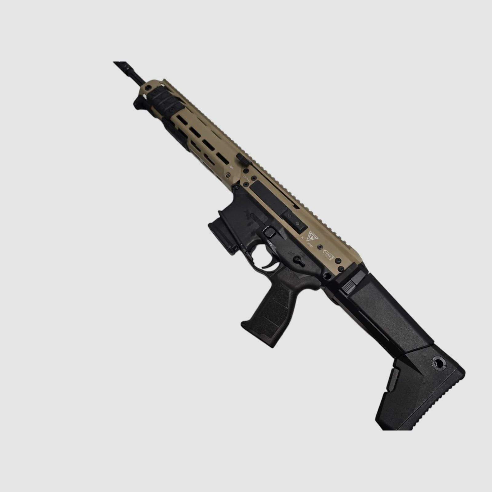 Carabina GROT S16 FB-M1 COYOTE – Nuevo | Fabryka Broni Radom, imagen 2 de 3