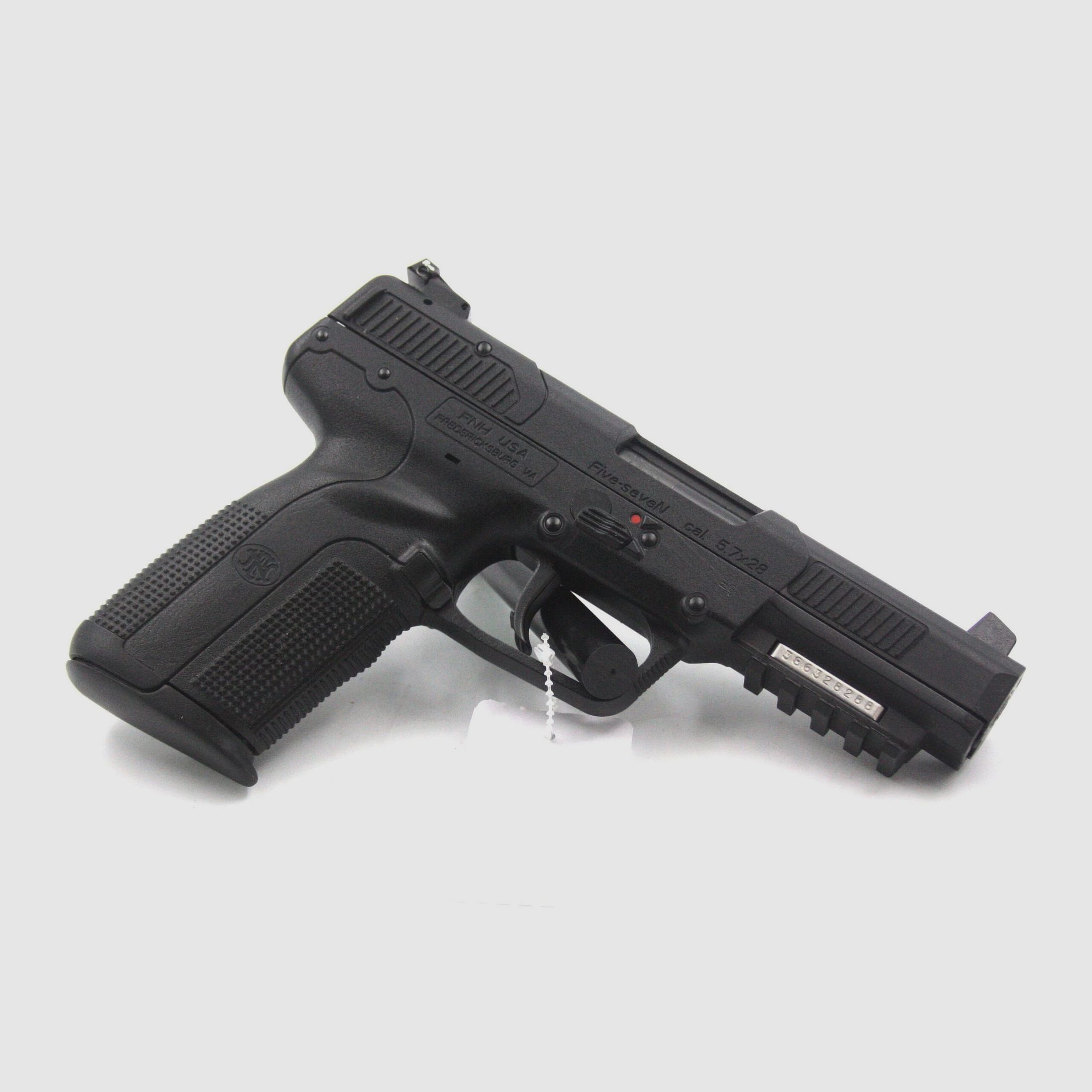 Pistole FN Five-Seven, Occ., 5.7×28, Bild 2 von 2