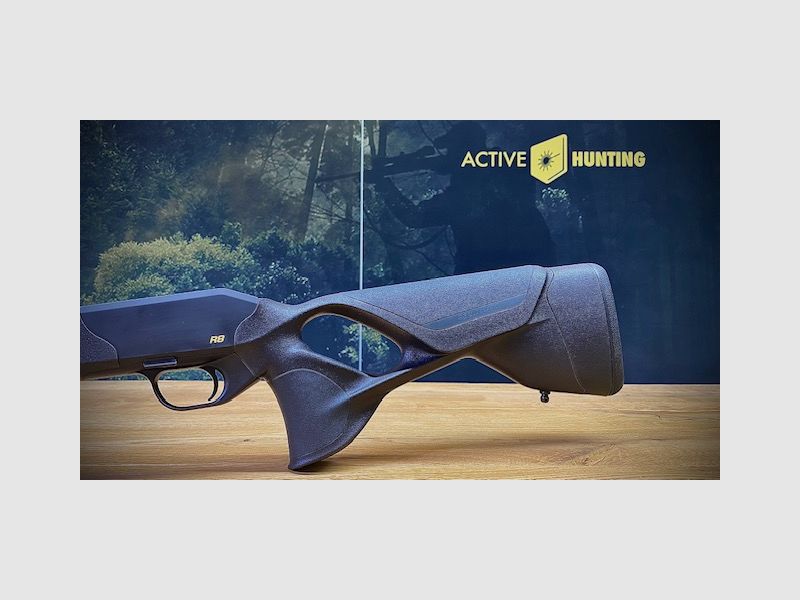Blaser R8 Ultimate Schäftung / Schwarz-Braun / 17mm Kontur / Systemauslegung rechts