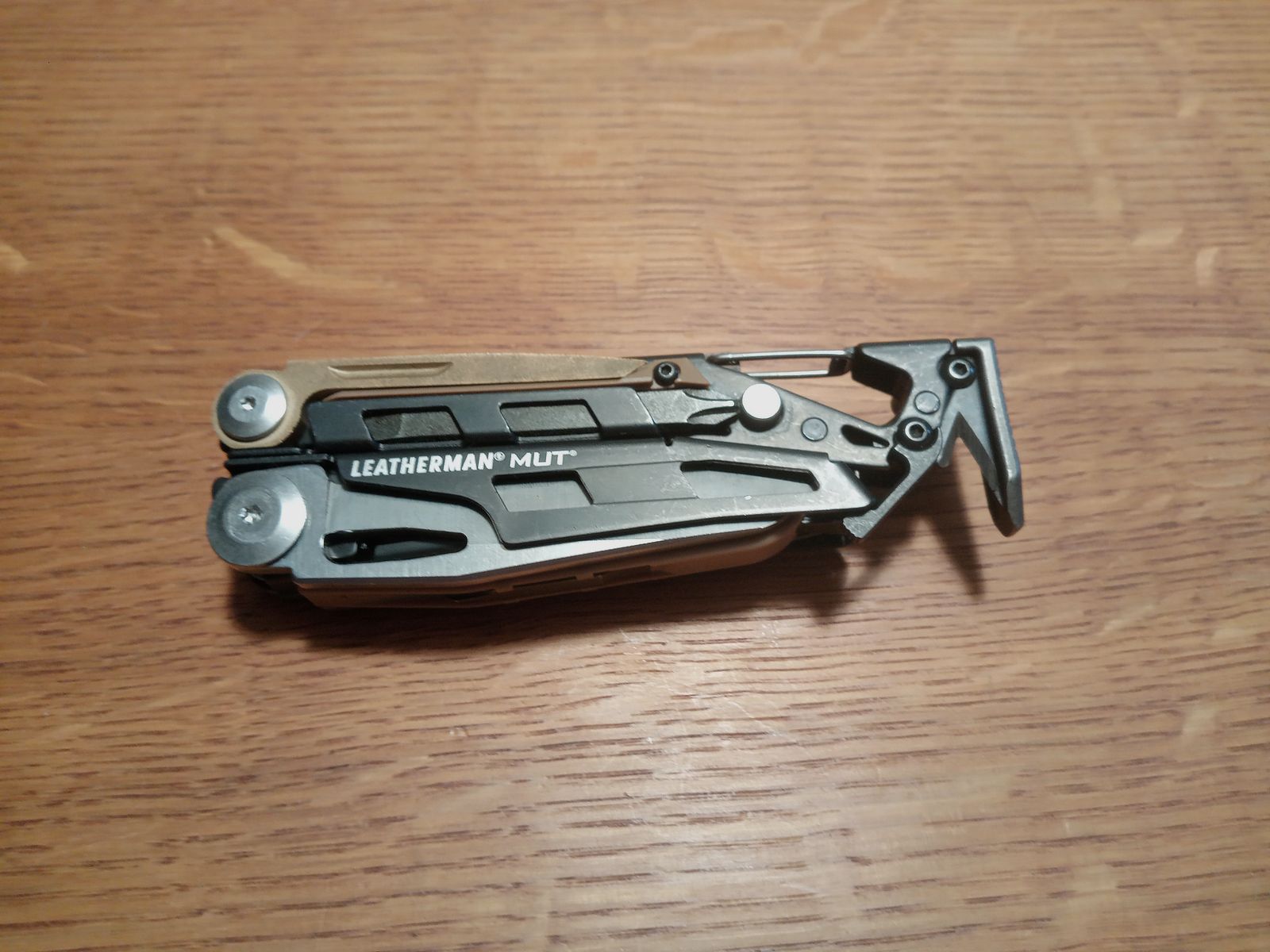 Leatherman MUT, imagen 1 de 2