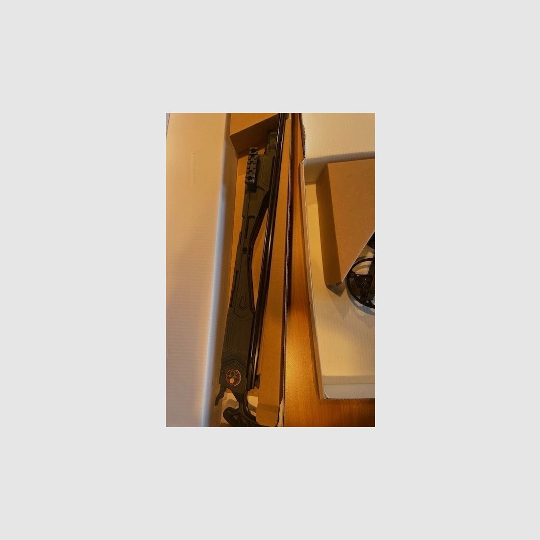 Arco compound veloce con caricatore completo per un massimo di 6 frecce >> EK ARCHERY WHIPSHOT arco compound incluso caricatore