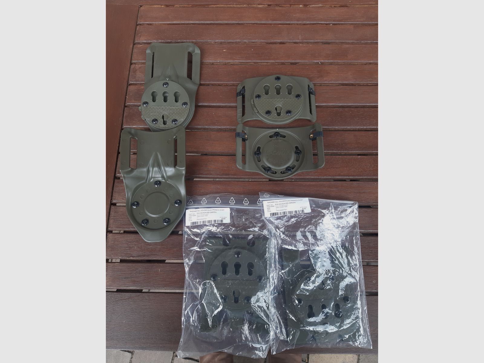 Holster de pistolet Blackhawk / Viseur / Fixations / Sangle de ceinture