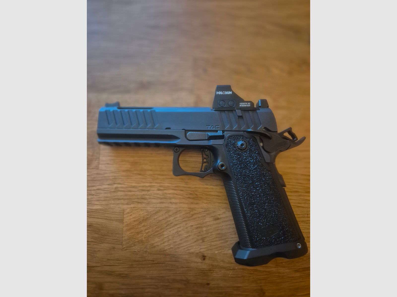 BUL SAS TAC G2 4,25" avec Holosun 507