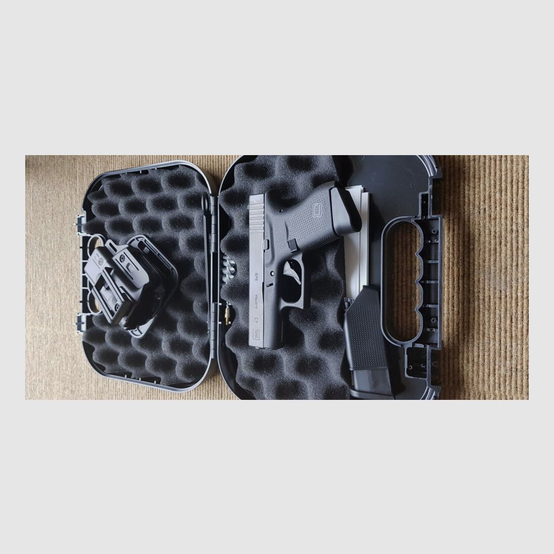 Glock G43 mit Holster