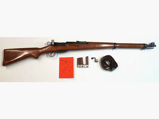 Waffenfabrik Bern Karabinek powtarzalny Szwajcarski Schmidt Rubin K31 Kaliber 7,5x55 Swiss z dopasowanymi numerami i odnowiony