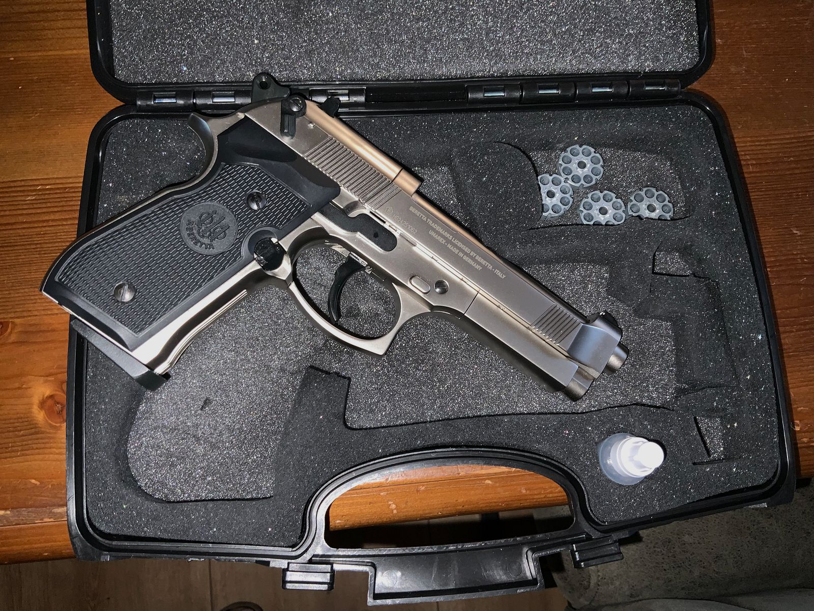 Luftpistole Beretta Mod. 97 FS 4,5mm Diabolo vernickelt