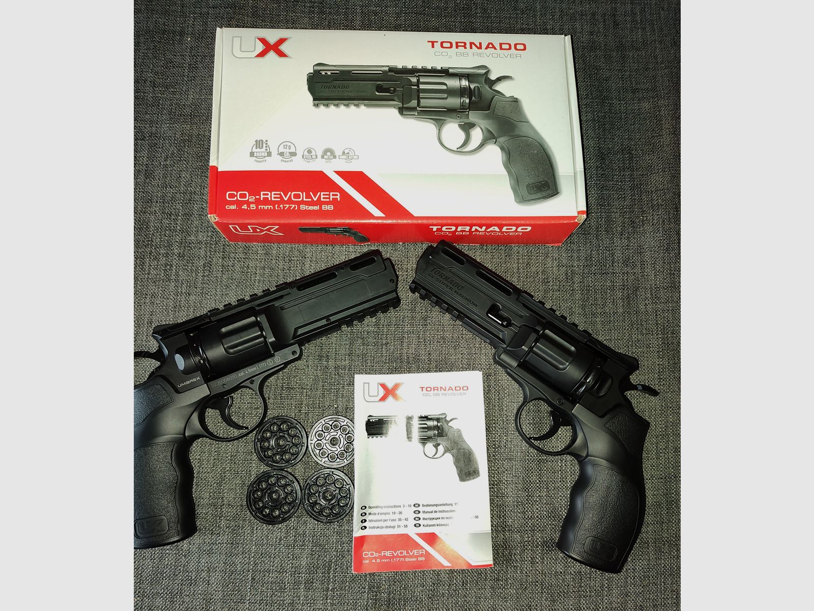 2 Umarex Tornado CO2 BB revolver with 6 magazines, instruction manual + original packaging