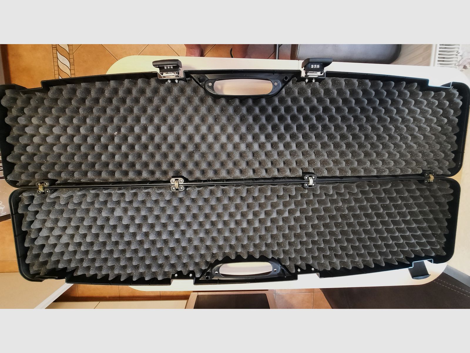 Hämmerli UMAREX 850 AIR MAGNUM - 4,5 mm Diabolo (P18) + Zielfernrohr + Koffer inklusive 2 Zahlenschlösser