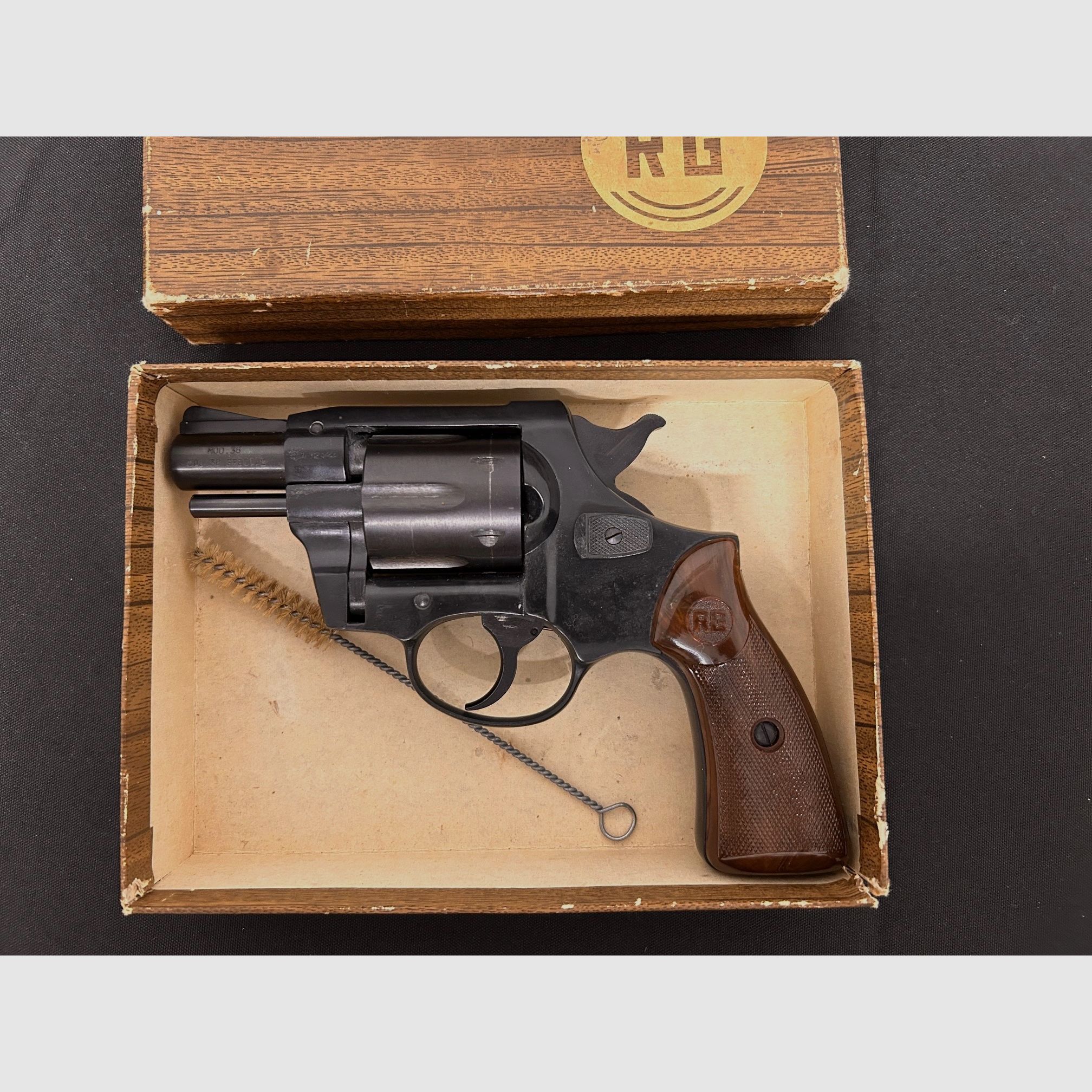 Röhm RG Mod.38 calibre .38 especial
