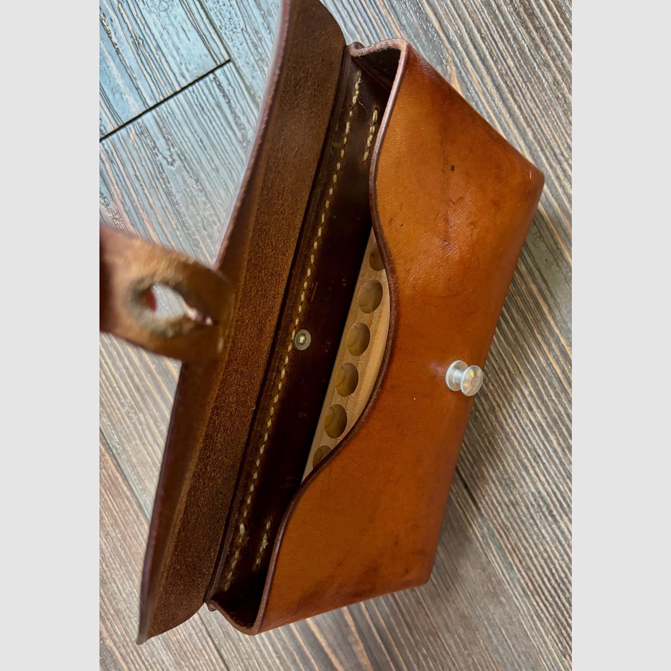 Ammunition case of the Swiss Army in safari style