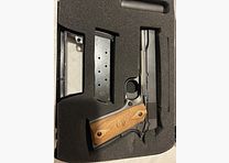Chiappa 1911 Field Grade – inkl. umfangreichem Zubehör und handgefertigten Lederholstern
