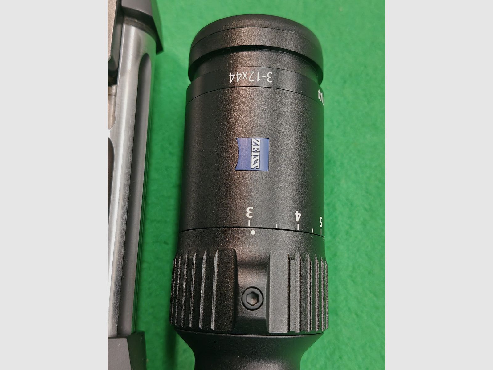 Steel Action HS, Zeiss Conquest, Roedale Hybrid 47