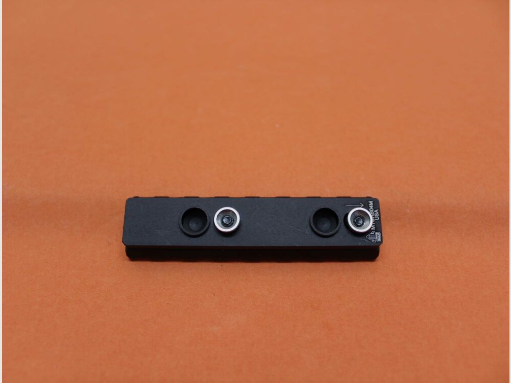 UTG - Leapers UTG Sezioni di Rail Picatinny Compatibili con KeyMod (MTURS04M) Nero 8 Slot Picatinny