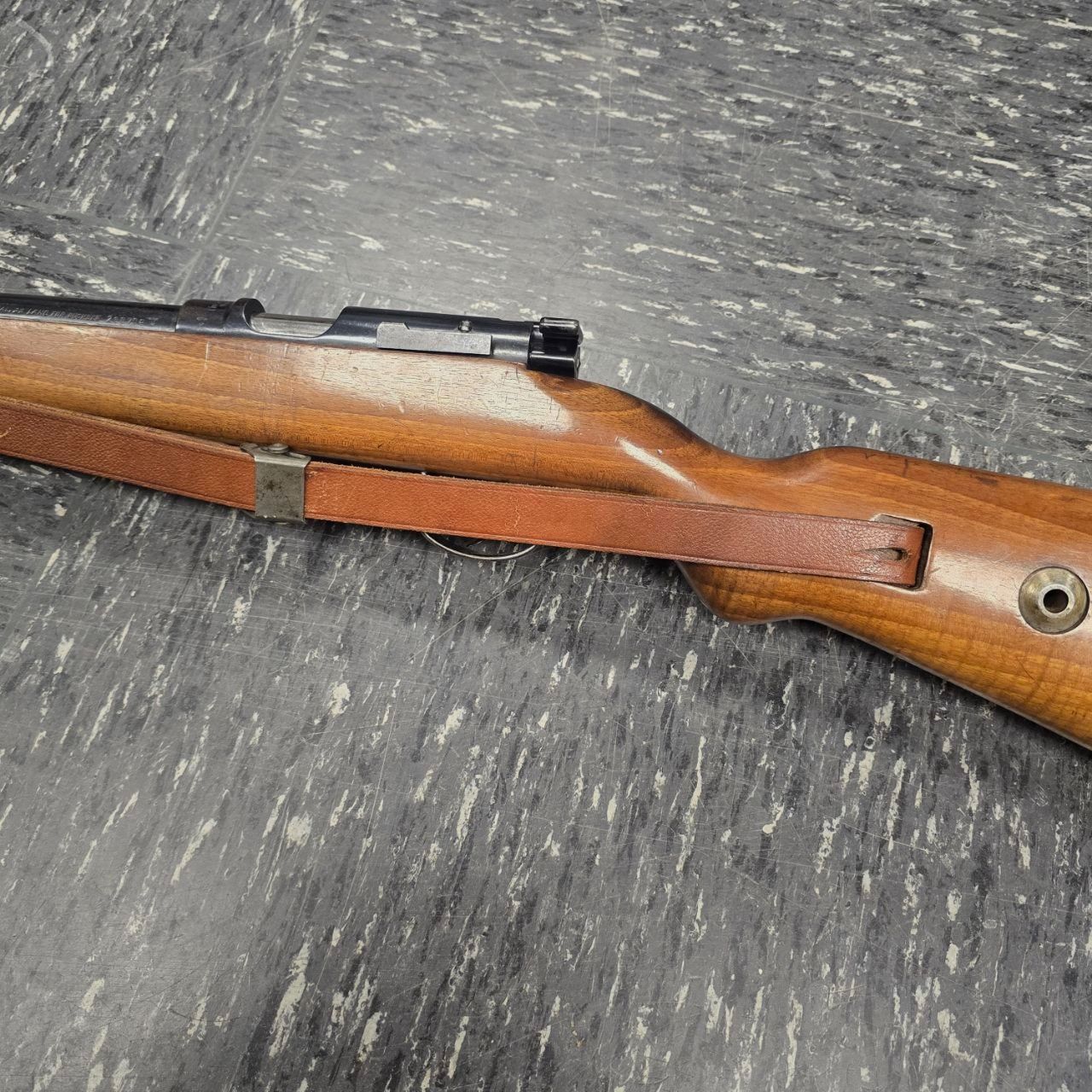 Gustloff Wehrsportgewehr – Calibre .22 lfb (cargador único)