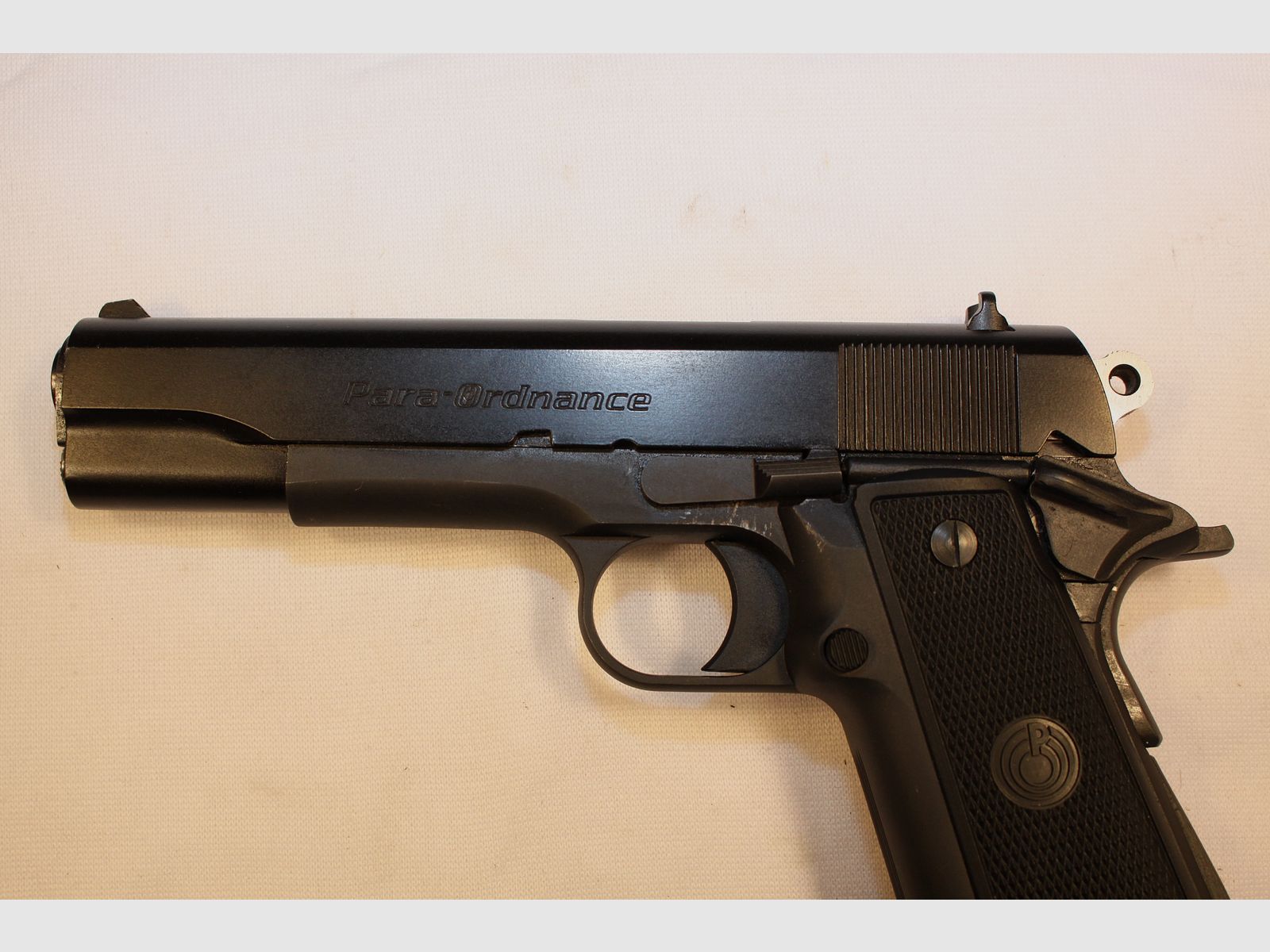 Para Ordonace P14-45 im Kaliber .45ACP.