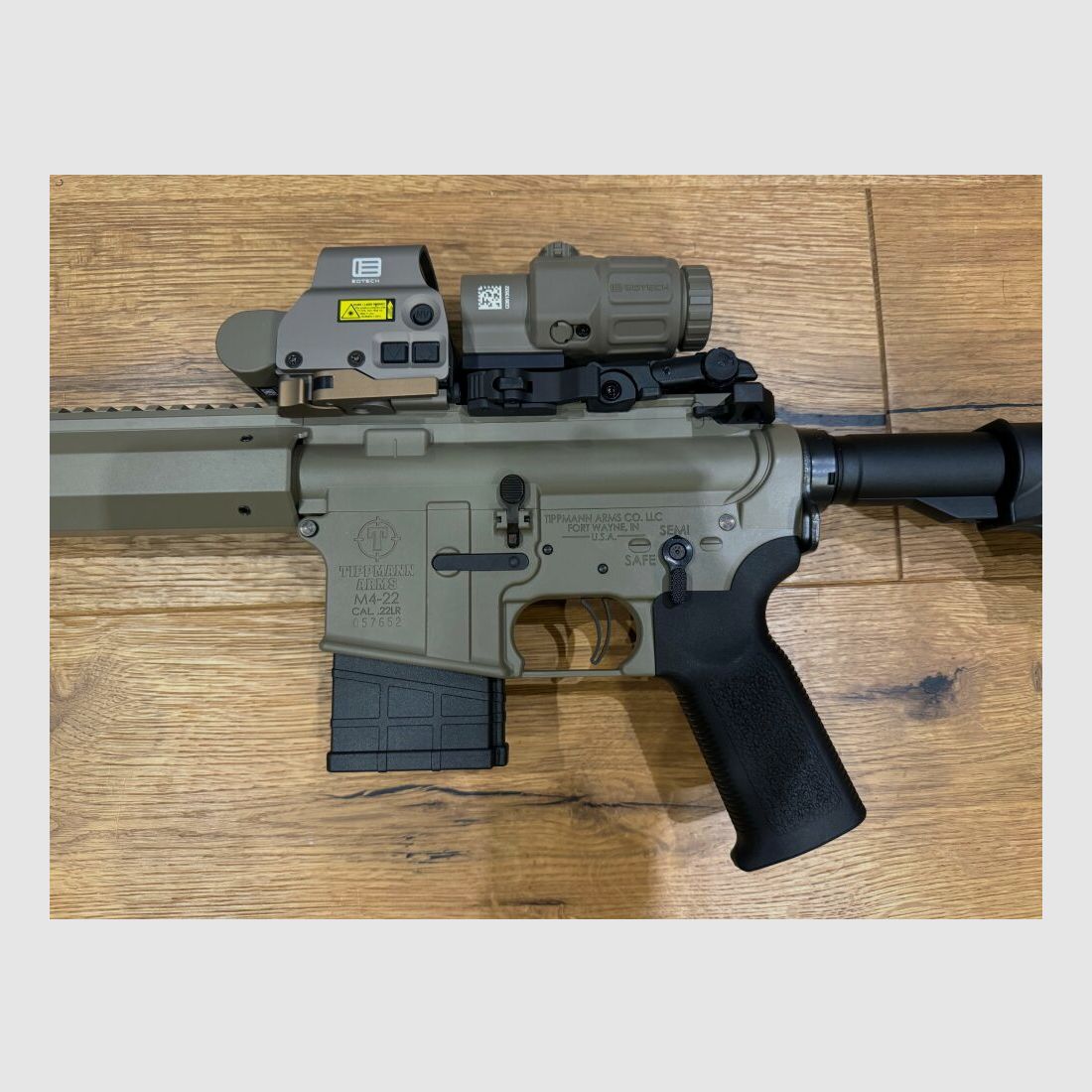 Tippmann M4-22 Elite GS Eagle FDE mit EOTECH EXPS3 -0 tan + G33 tan KSK-Spezial HHS VIII