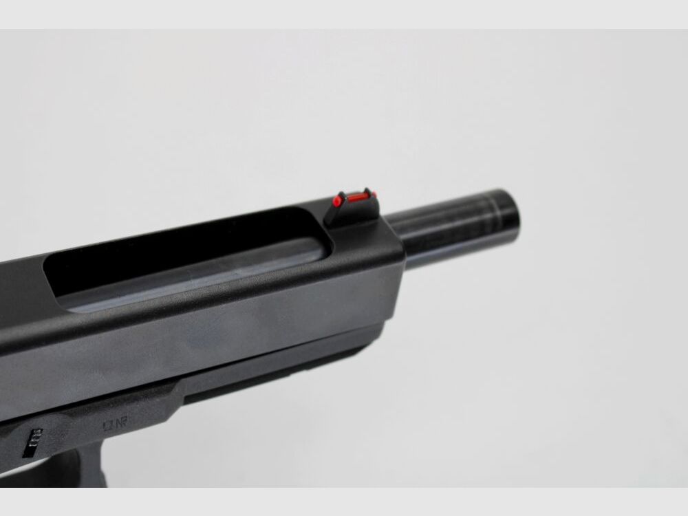 Pistole Glock 17L mit 7 Magazinen und Holster Timney Abzug 9mmLuger