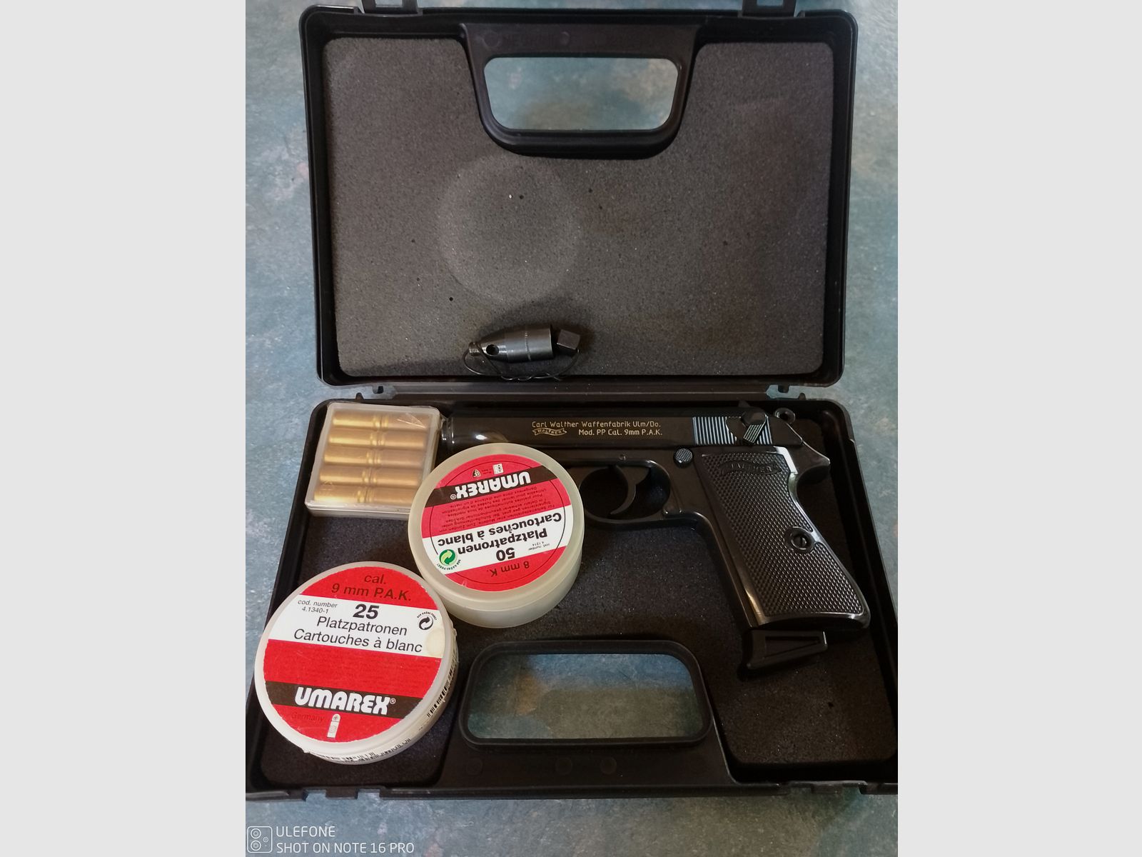 Walther P99 kal.9mm, Traangas, Flubberpatronen, Vuurwerk, Pistool