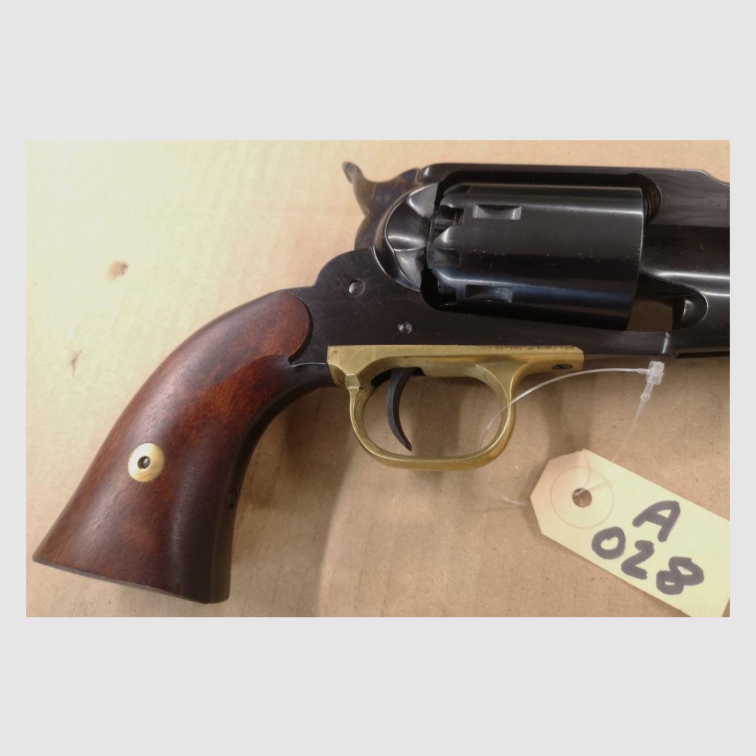 SA Revolver Remington .44 Black Powder, Bild 4 von 10
