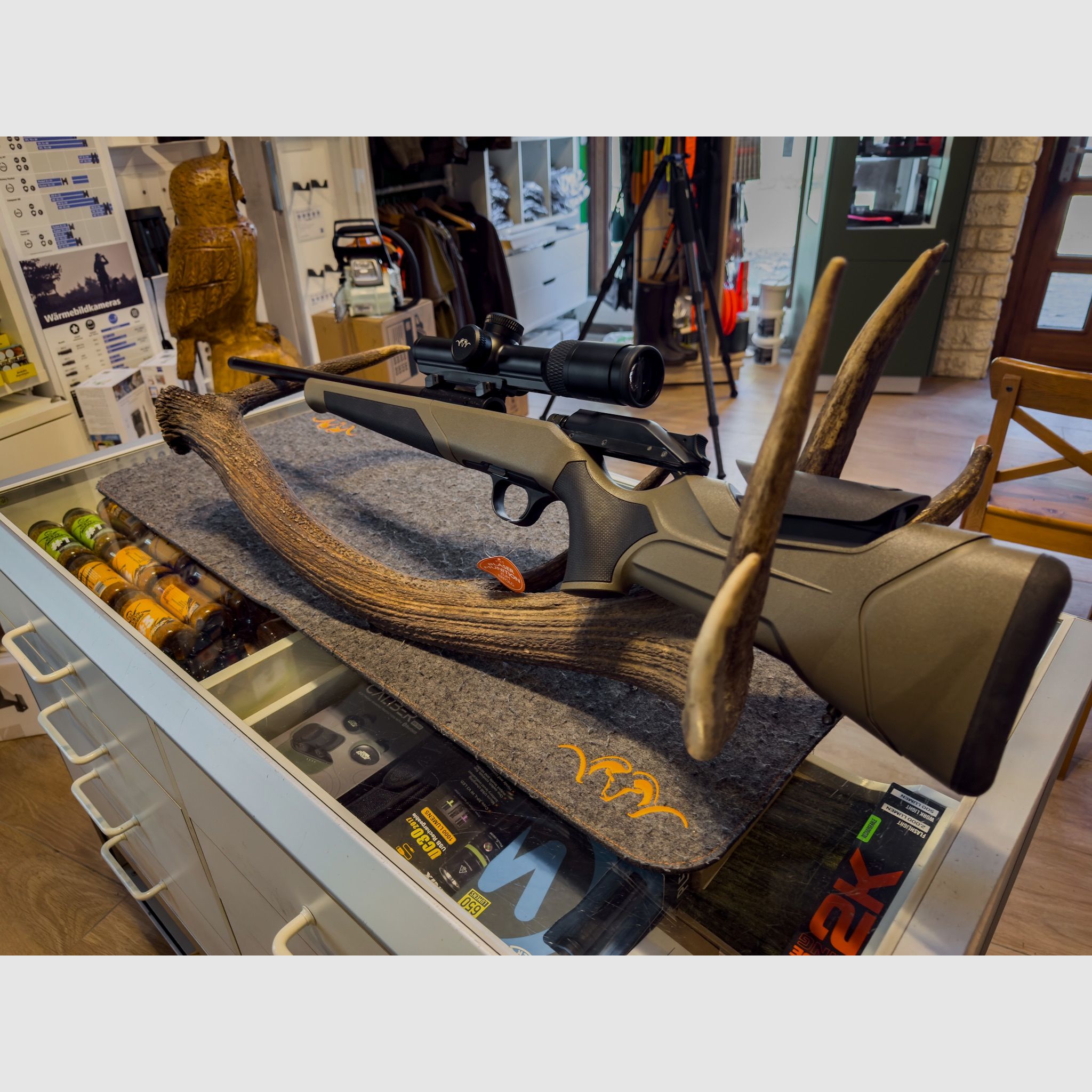 Blaser R8 2.0 Macherpaket mit Stihl Kettensäge