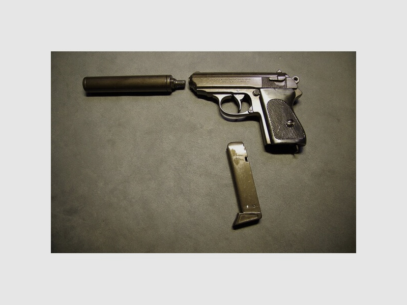 Deutsche Walther PPK mit Schalldämpfer 00 Geheimagent Replika Denix