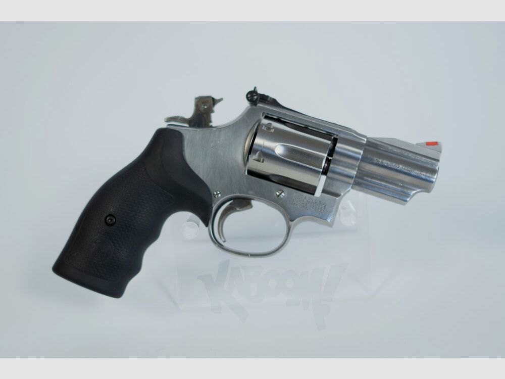 Smith & Wesson Mod. 66 .357 Magnum 2.5" Stainless Steel Revolver – L-Frame Model 66-4