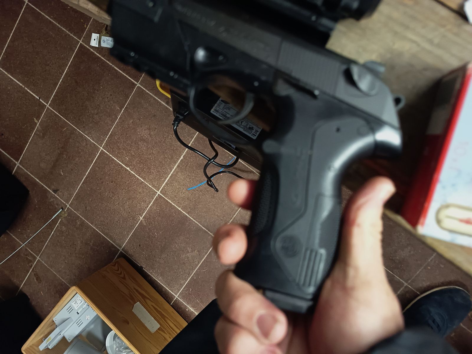 Bundle of airsoft 1 rifle 4 pistols with ammunition and gas cartridges