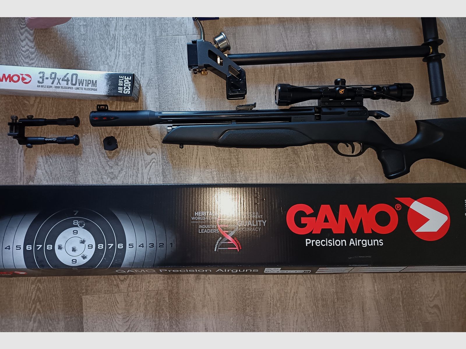 Gamo Arrow 4,5 Pcp im Set mit Zielfernrohr und Zweibein und Pumpe