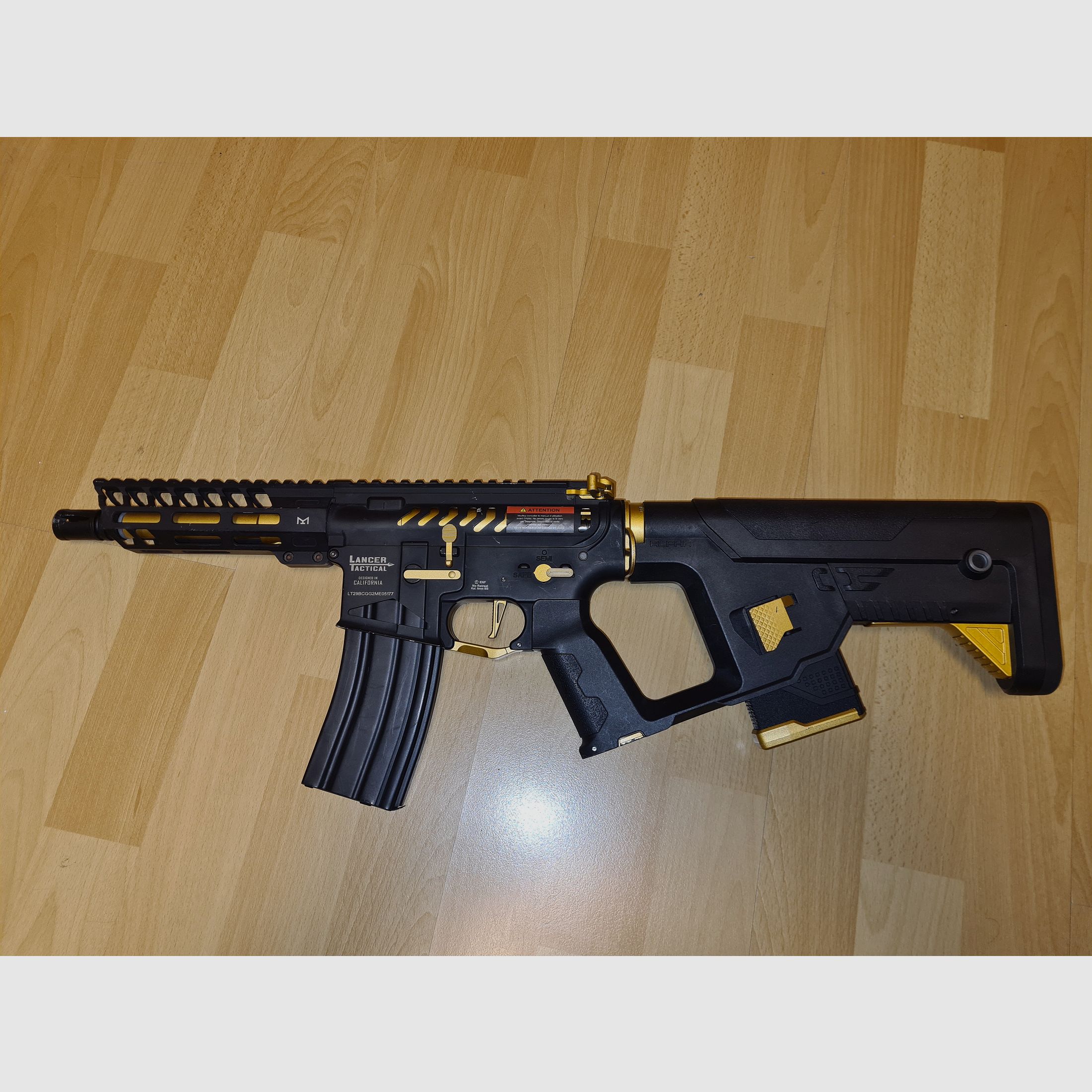 Enforcer Needletail Limited Edition (S)AEG, Goud