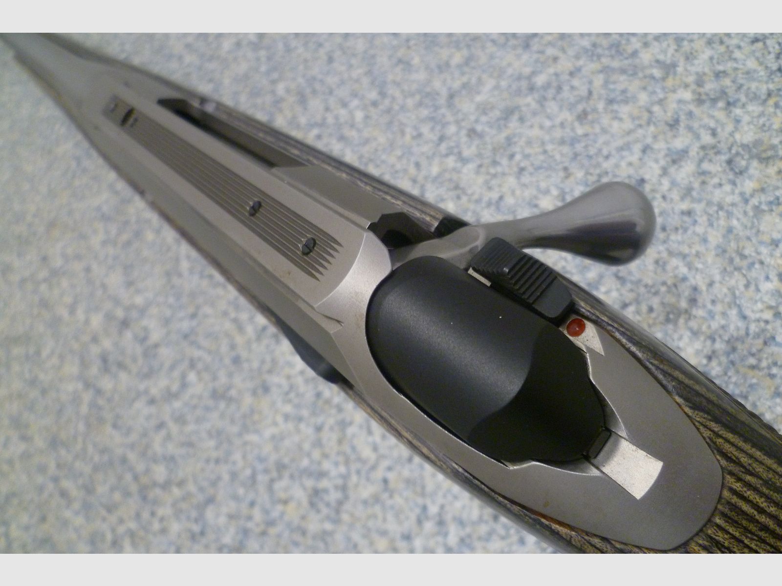 Rifle repetidora Tikka T3 acero inoxidable laminado 8x57IS
