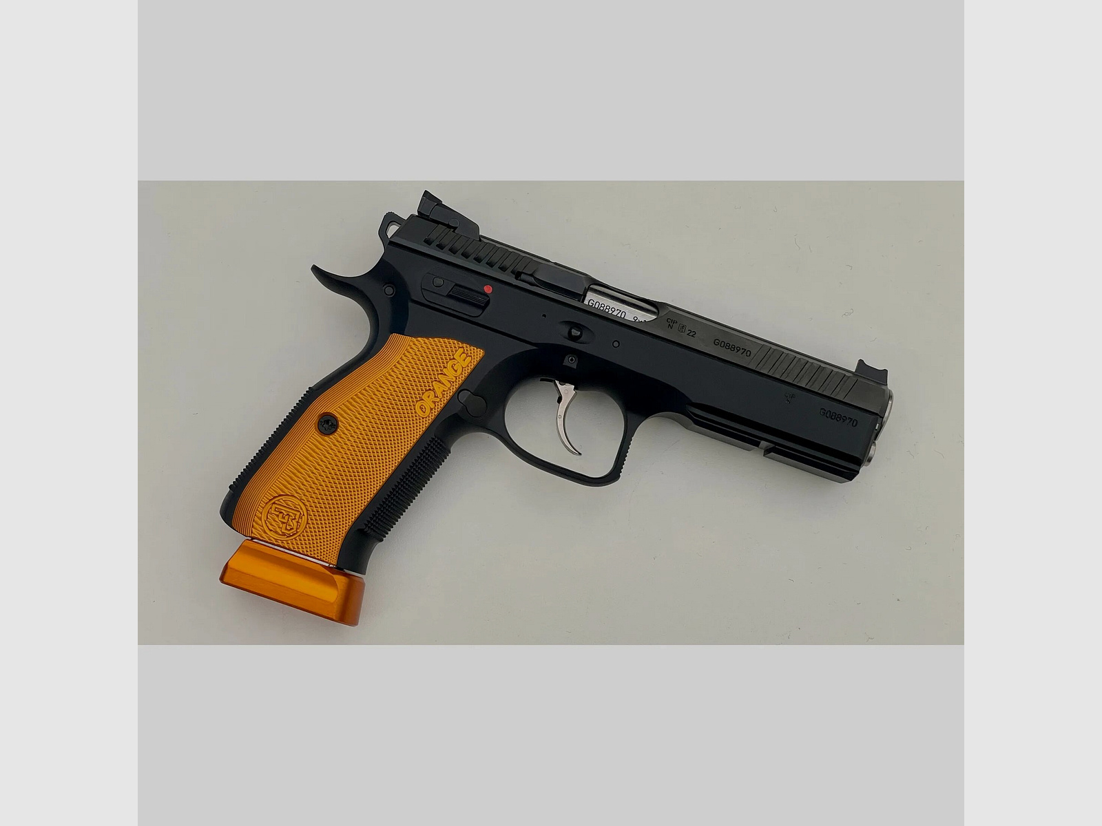 CZ Česká zbrojovka a.s. CZ SHADOW 2 Orange 9mmLuger