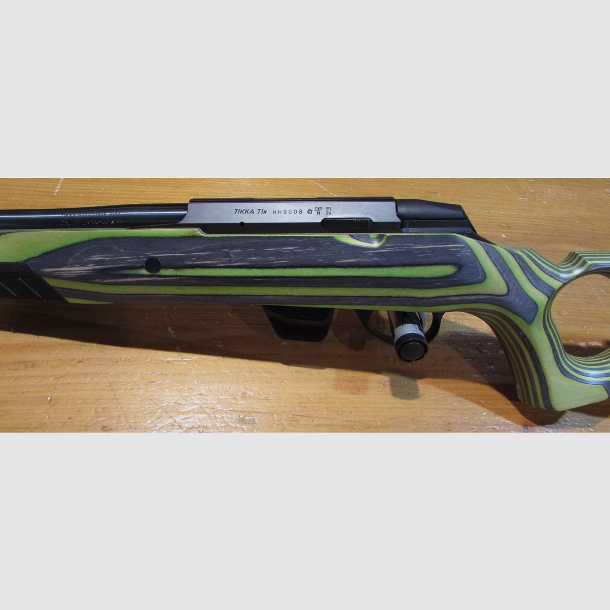 Tikka T1X AT ONE THUMBOLE ZOMBIE Repetierbüchse Kal. 22lr Lauf 51cm gewinde 1/2×20, Bild 7 von 8