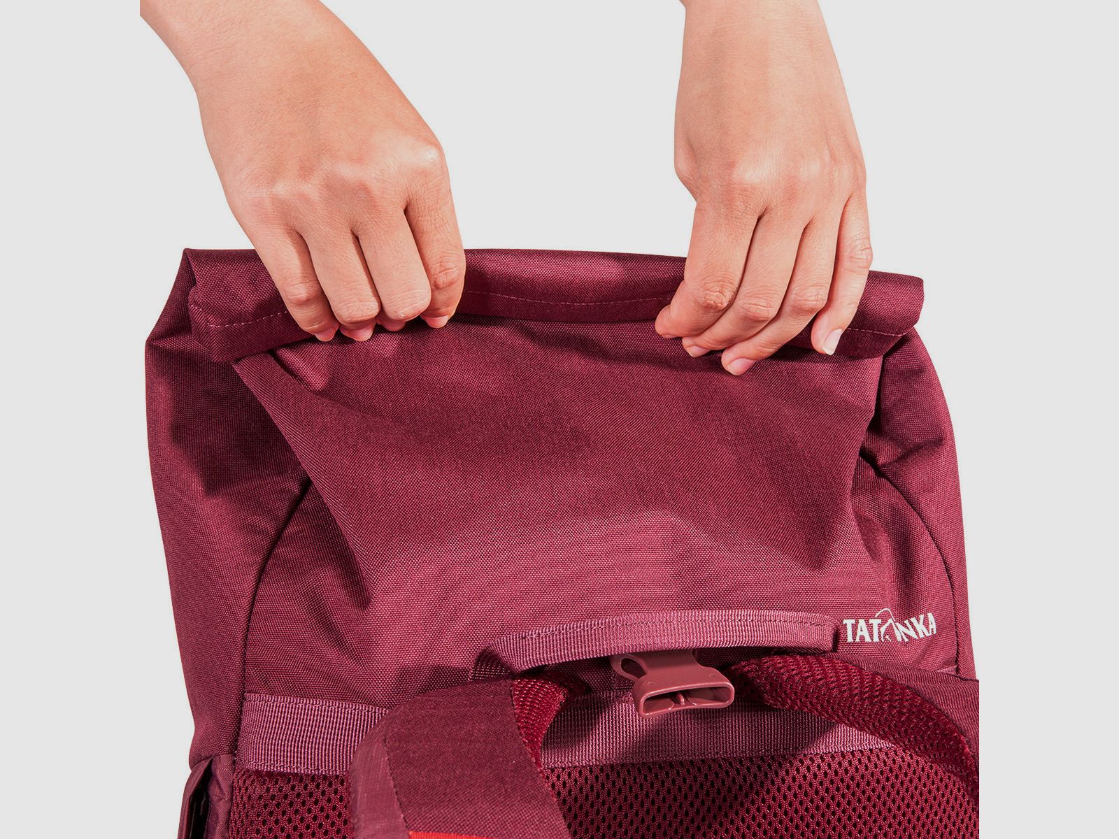 TATONKA Grip Rolltop Pack S Bordeaux Red 2