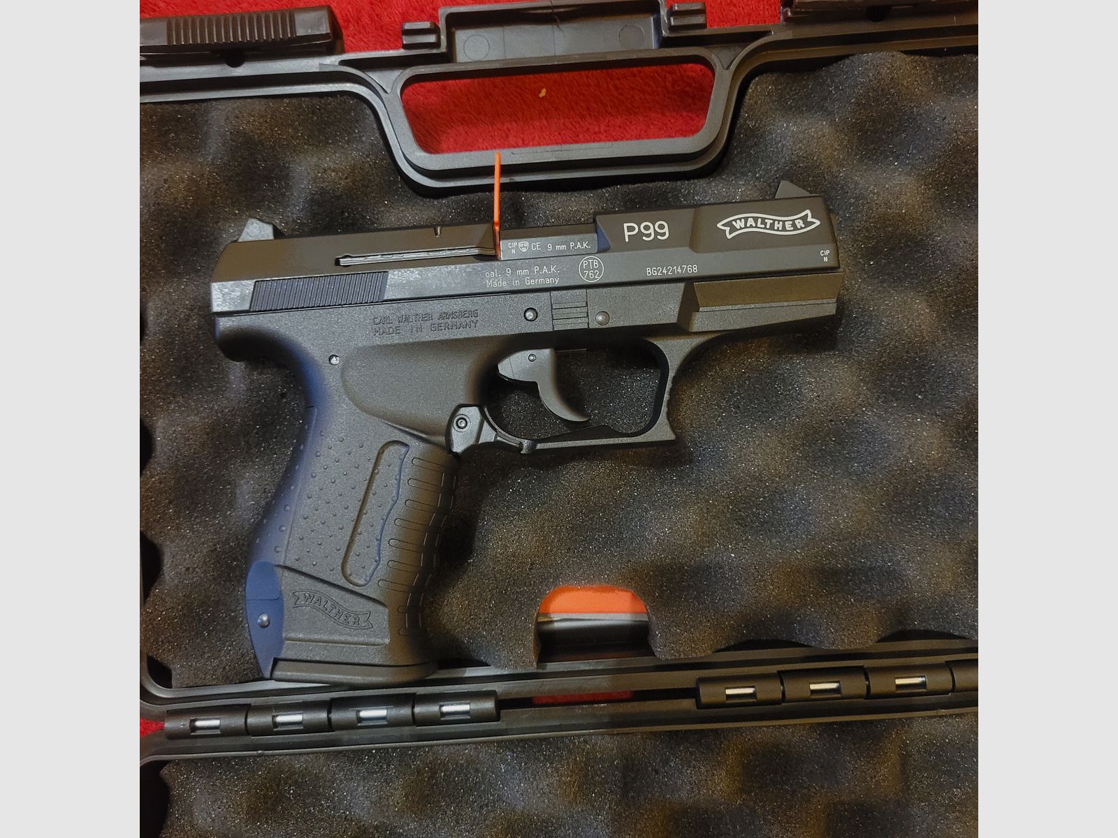 Walther P99 