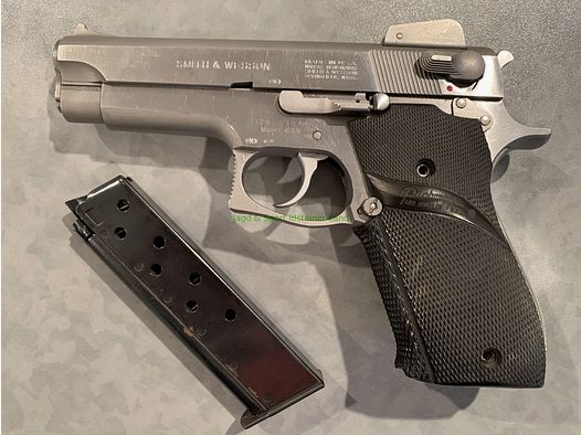 Smith & Wesson Mod 639. - Ganzstahlwaffe -
