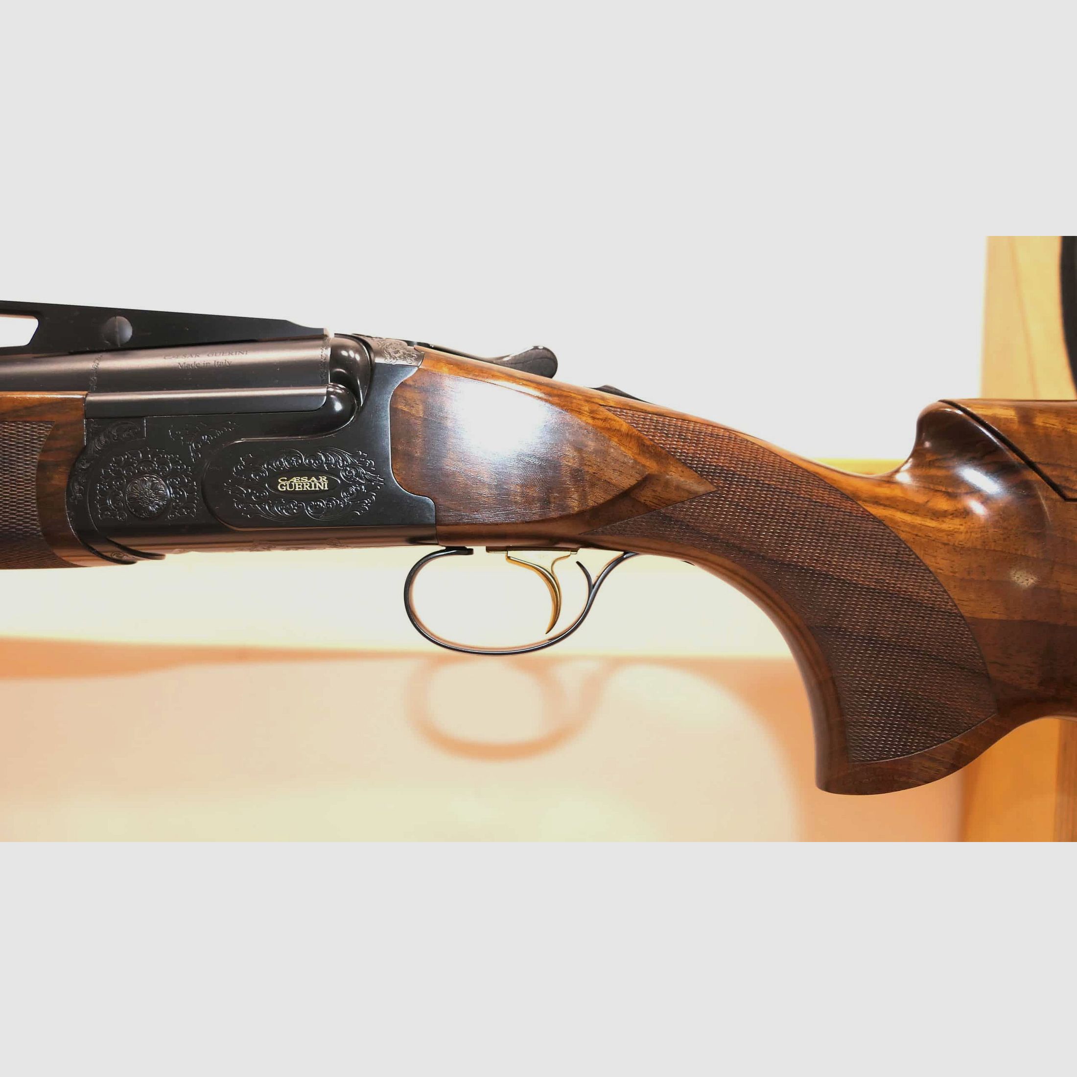 FUSIL DE TRAP CAESAR GUERINI SUMMIT TRAP IMPACT BANDE 1/2 HAUTE CAL12/76CM, image 8 sur 10