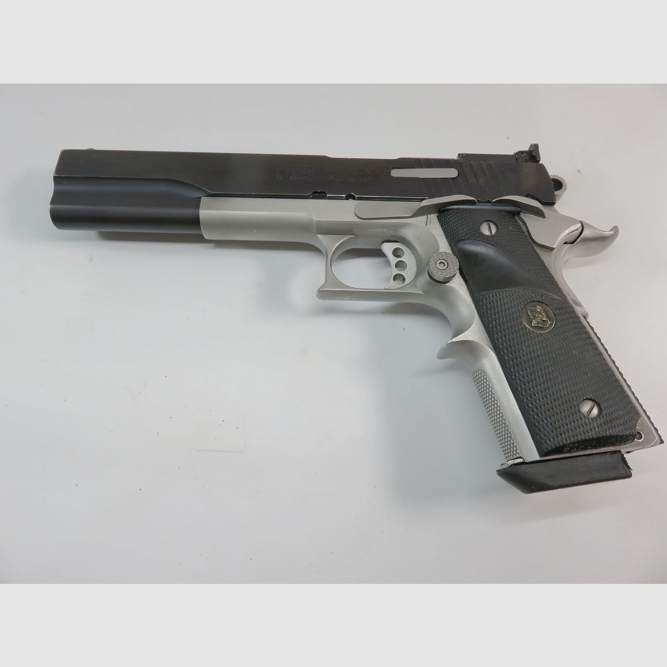 Peters Stahl Multicaliber .45 ACP und 9 mm | 2 komplette Wechselsysteme | 6 Zoll 