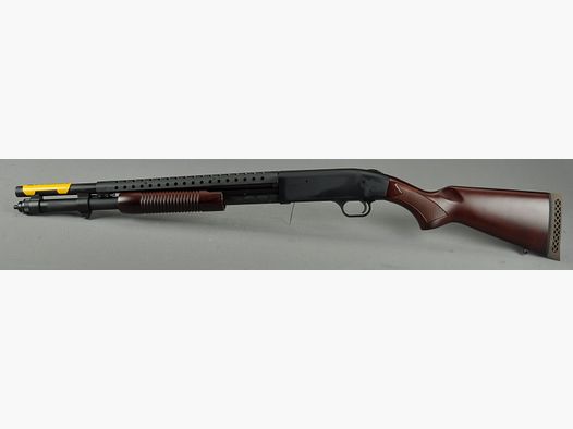 Vorderschaftrepetiererflinte Mossberg 590 Retrograde Kal.: 12/76