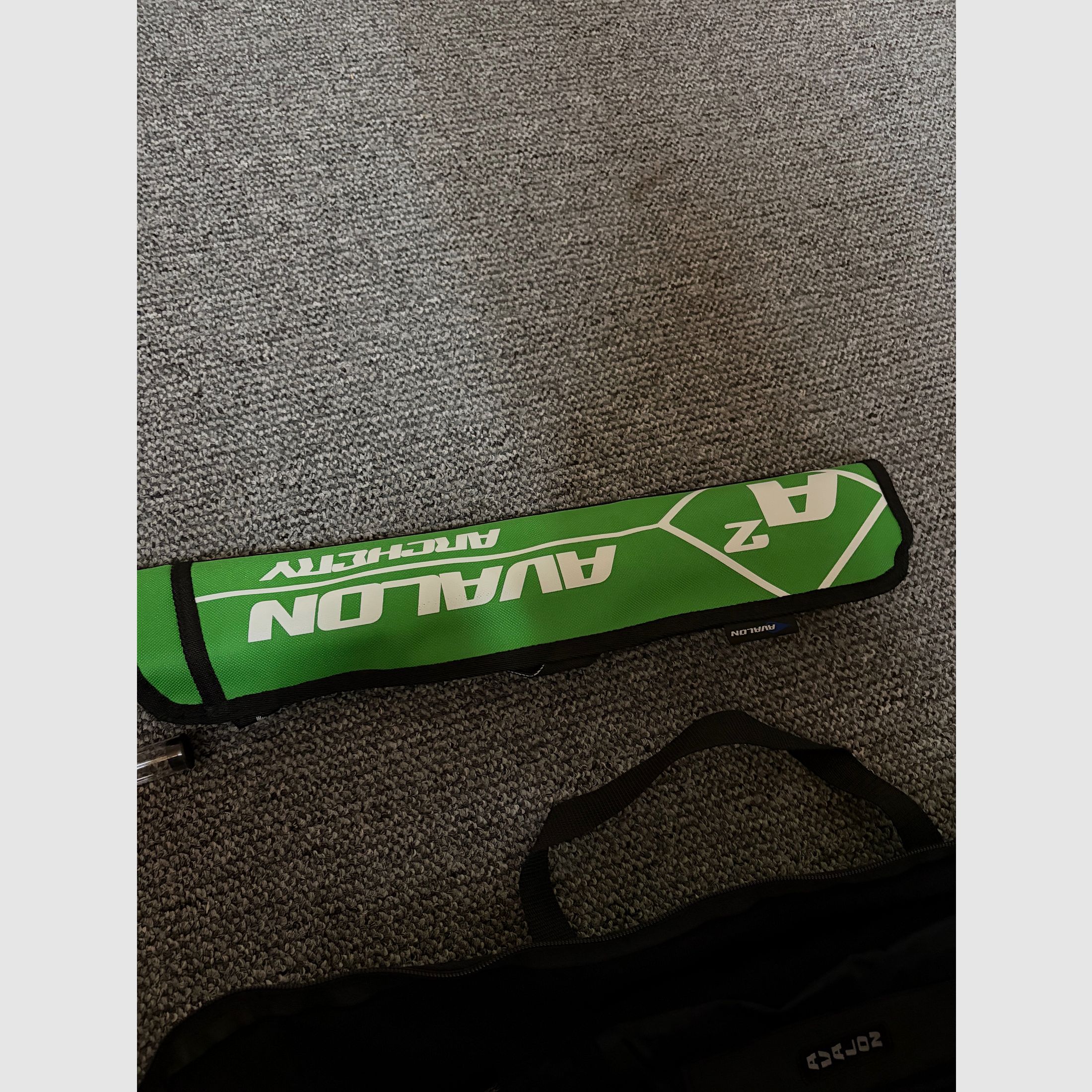 Kinetic Vigo Left-Hand ILF Bow Complete Set