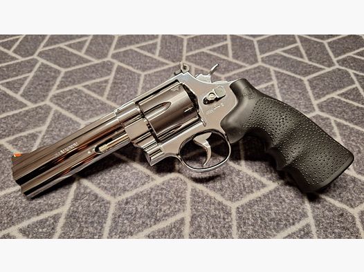 Smith & Wesson 629 Classic 5 inch steel finish Co2 revolver caliber 4.5 mm diabolo NEW!