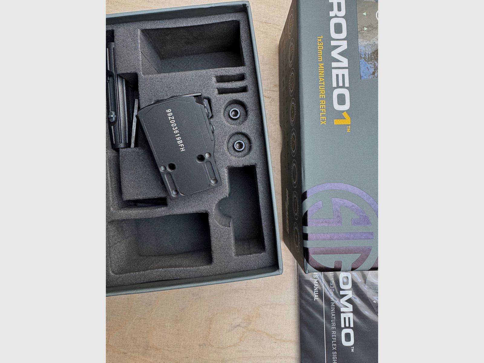 Visor de punto rojo X-Mount para la serie X de Sig Sauer fabricado en Alemania con Romeo1