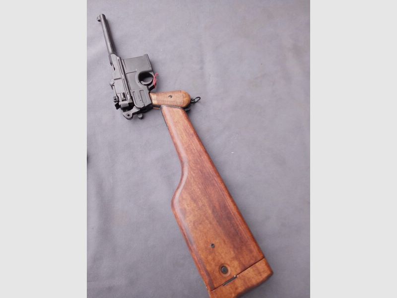 Deutsche Mauser C 96 , Replika Denix Muster mit Holzschaft