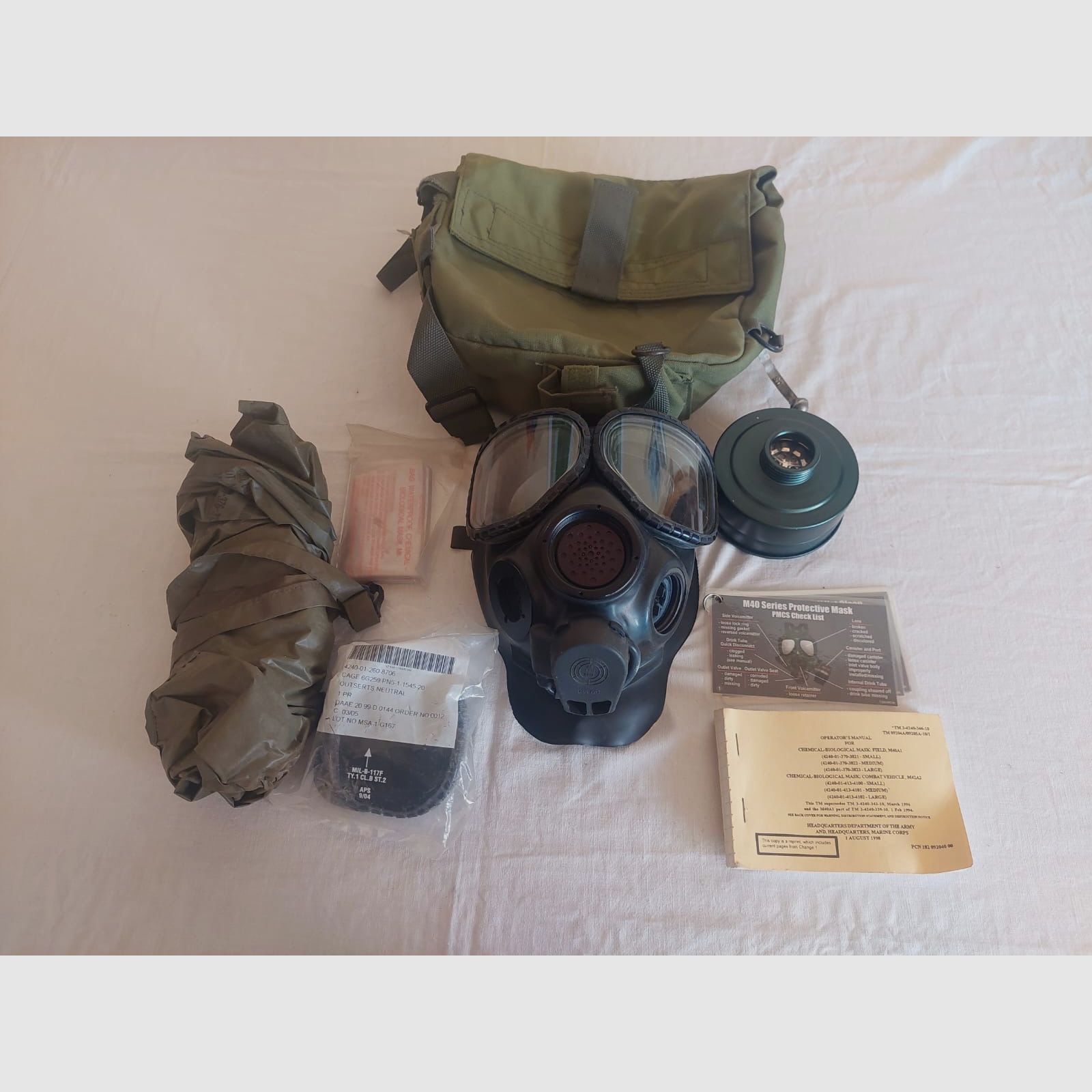 Maschera antigas originale US M40 + accessori taglia M/L, immagine 1 di 20