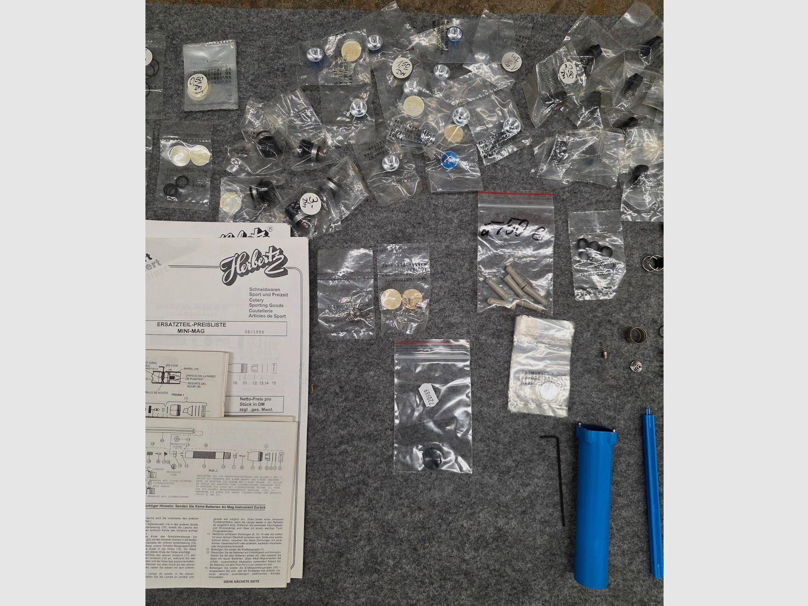 Sehr großes Konvolut Maglite Lampen Ersatzteile alles neu Mini C Zell D Zell