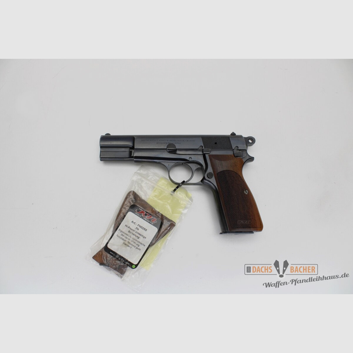 Pistolet Browning High Power Cal. 9 Para avec poignées KN