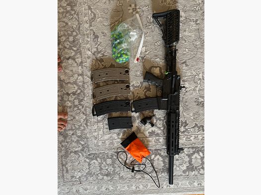 Tippmann M4 Carabine Paintball Markierer inkl. Zubehör